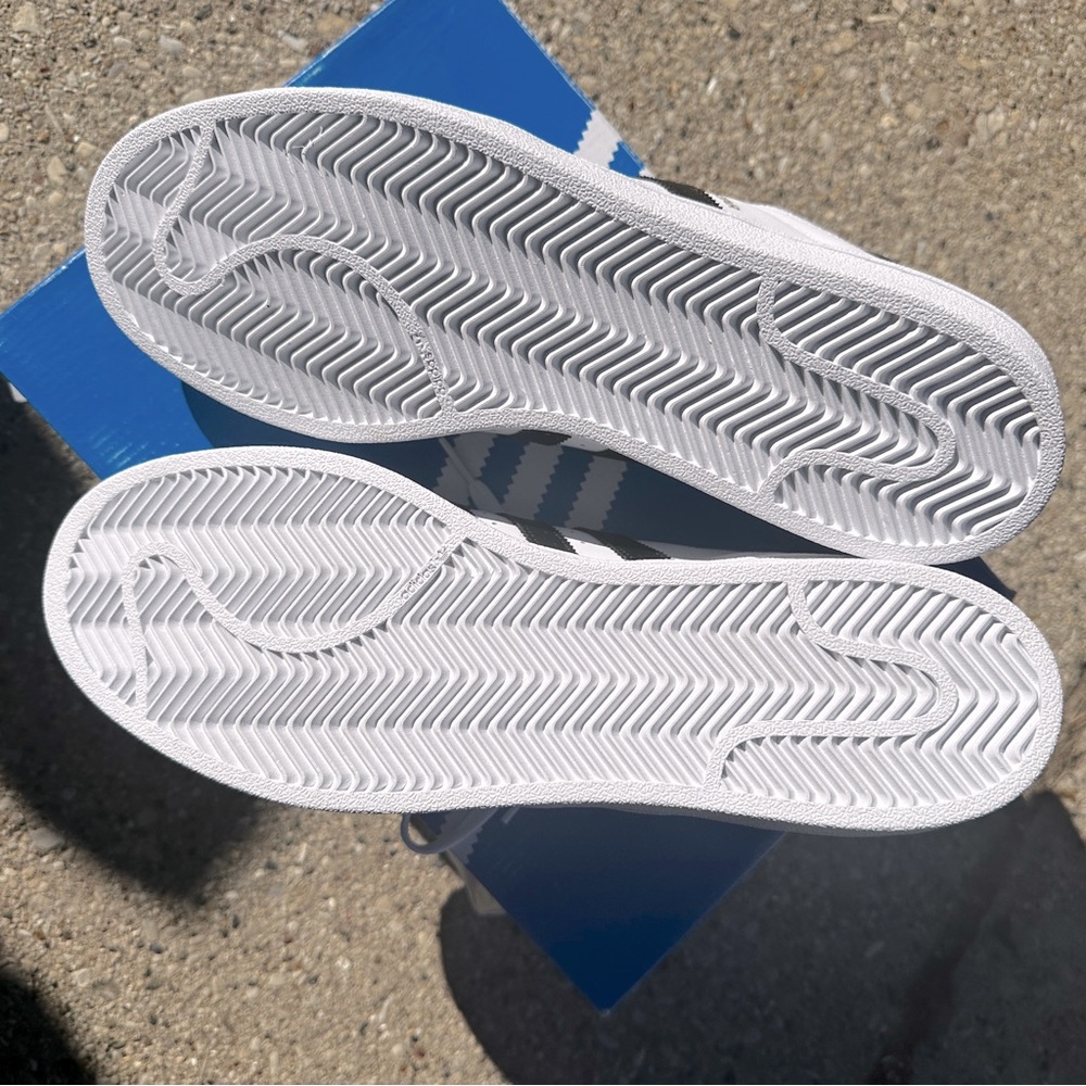 SOLD!!! Adidas Superstar Sneakers - White - Size 11 - Picture 10 of 14